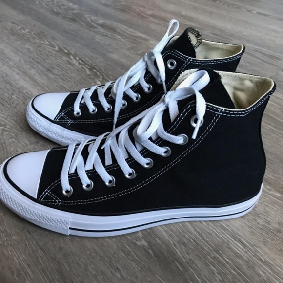 👟💥NWOT ALL STAR CONVERSE 😃 - Picture 5 of 8